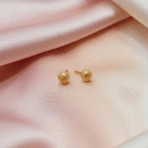 Paauksuoti auskarai (medicininė aukso danga)