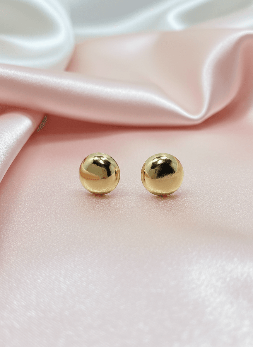 Paauksuoti auskarai (medicininė aukso danga)