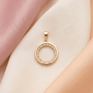 Paauksuotas pakabukas su fianitais